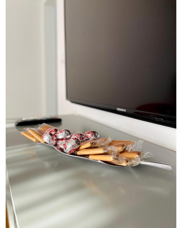 Apartman Jelena Apartment สเรมสกา มิโตรวิตซา ภายนอก รูปภาพ